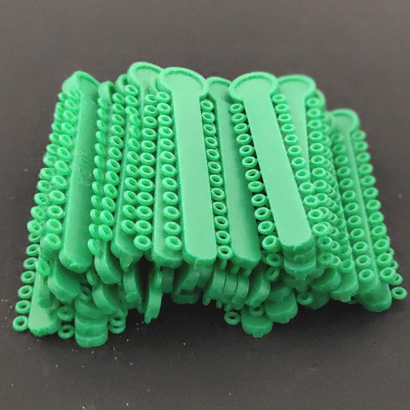 Dental Elastic Ligature Ties 1008pcs/pack Orthodontic Rubber Bands O Rings Green