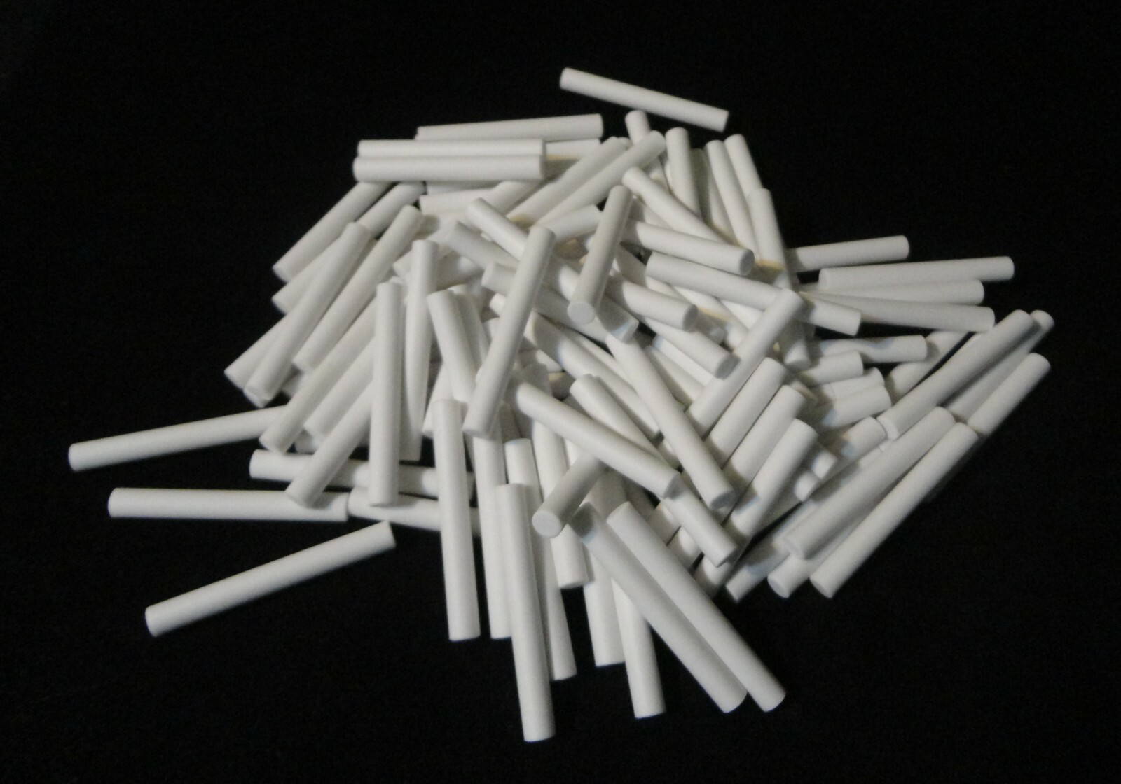 LOT OF SIX 0.250″ D x 2.0” LONG HIGH PURITY ALUMINA CERAMIC ROD 98.0% No.: 196