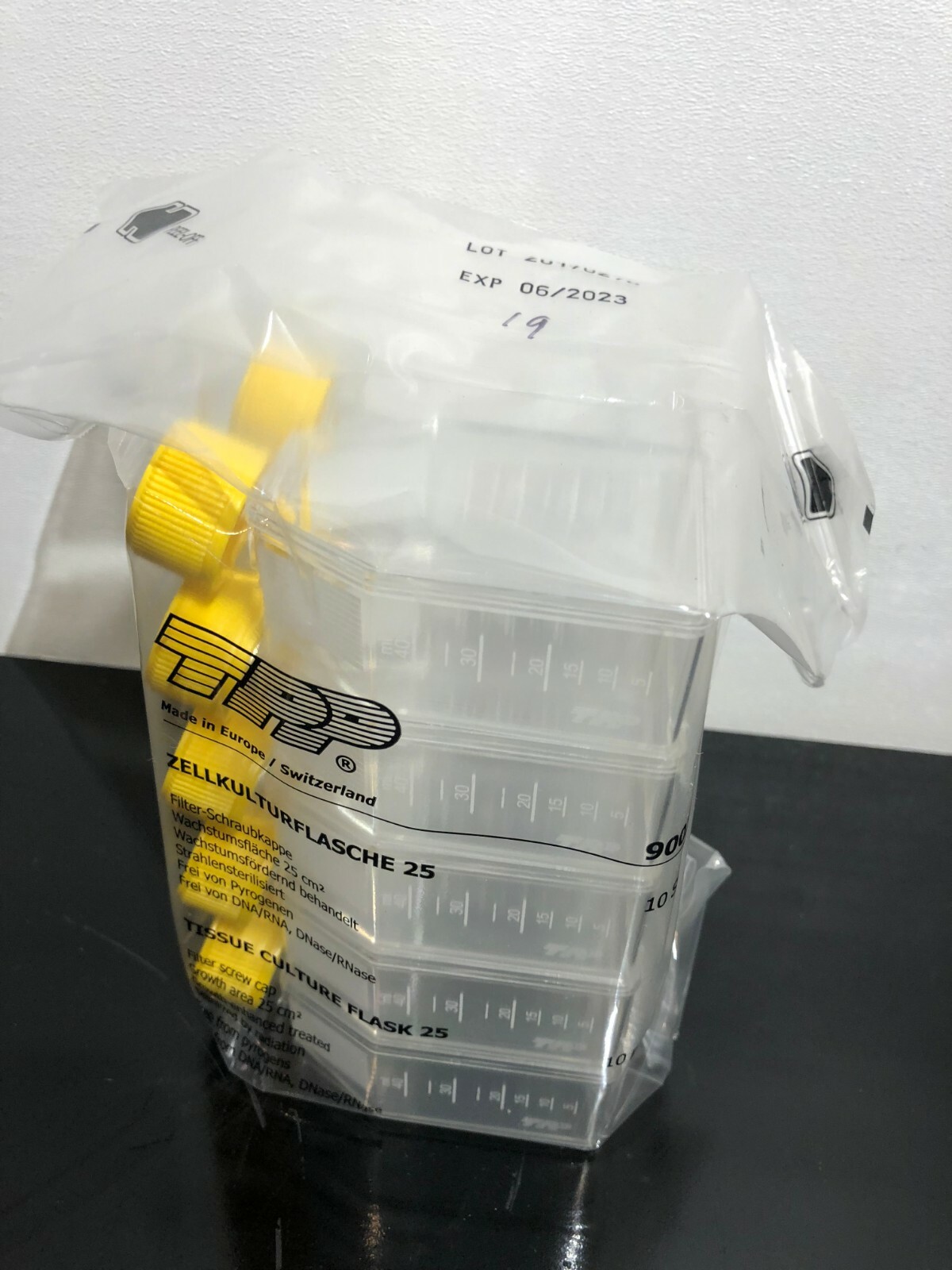TPP Tissue Culture Flask 25cm2 90026 19PKS 190 Pieces