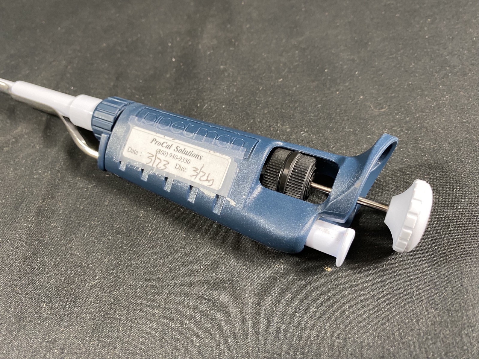 GILSON PIPETMAN P20 2-20uL Classic Manual Adjustable Single Channel Pipette