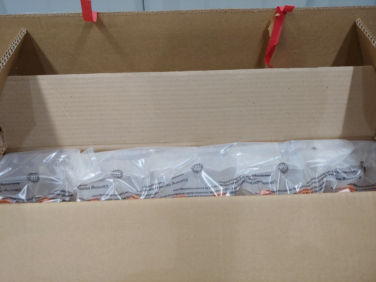 Corning 430639 25cm2 Flask Canted Neck Nonpyrogenic Sterile Polystyrene 100/Case