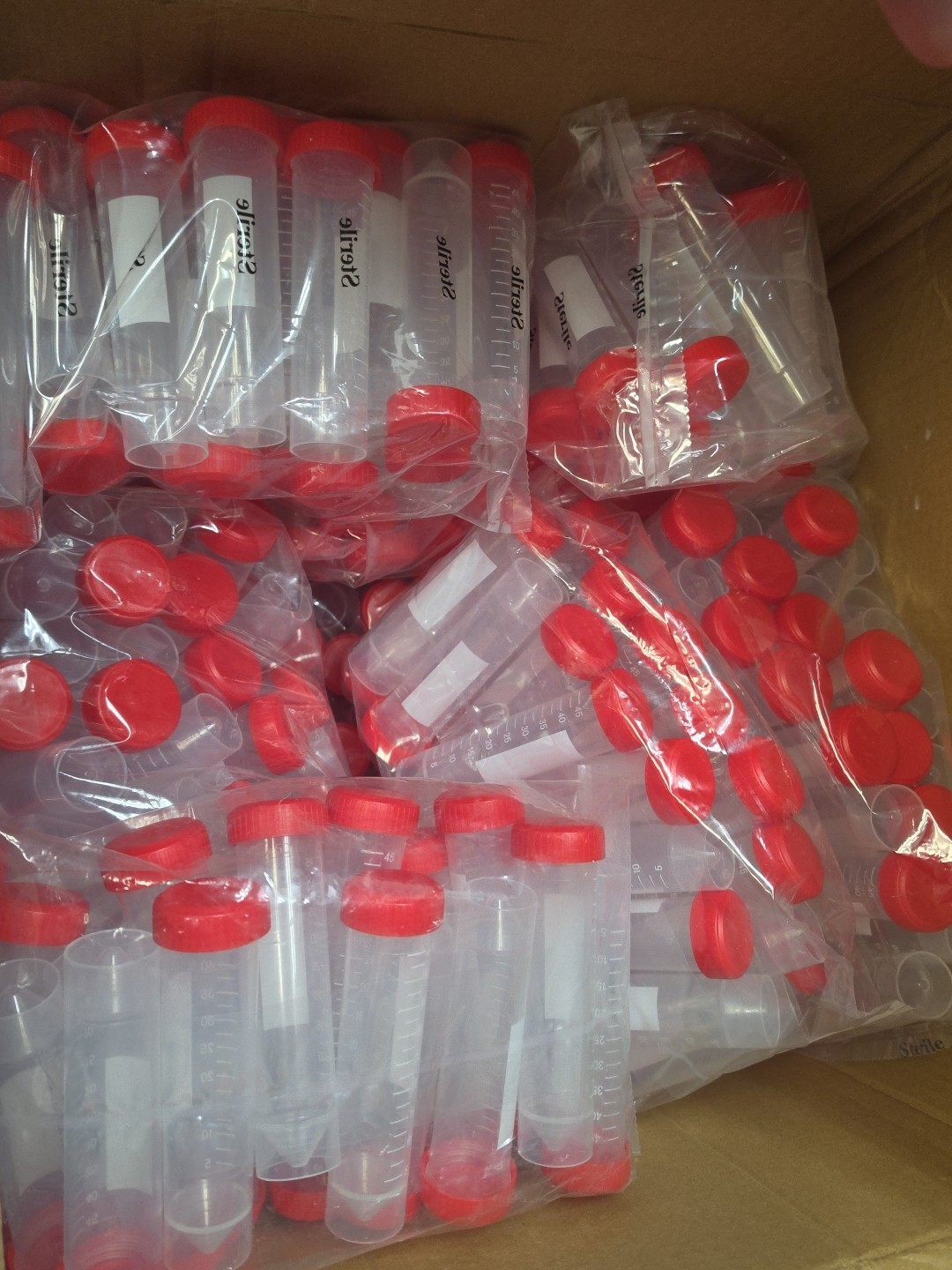 Centrifuge Tubes 50ml, Sterile Self Standing Screw Cap/Bag of 25/Exp: 06/30/2028