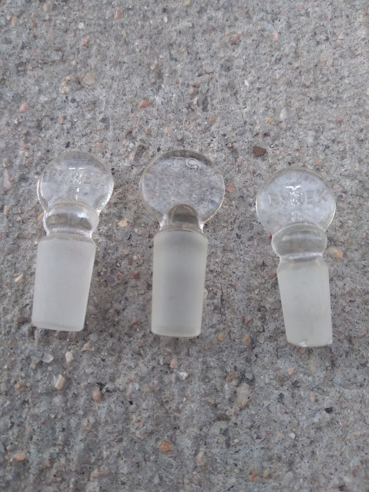 Vintage Small Pyrex Stoppers for Test Tubes LOT of 13 T9 K