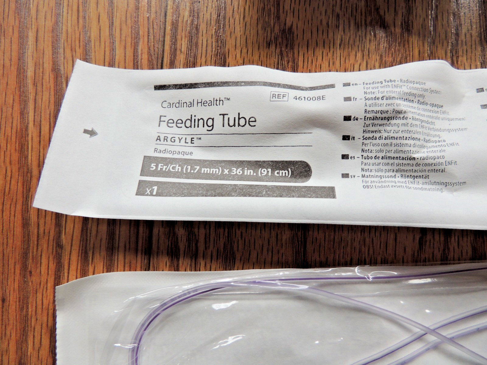 6) Vesco Medical ENFIT Flat Top Syringes, 20ML + 4 FEEDING TUBES AS PICTURE