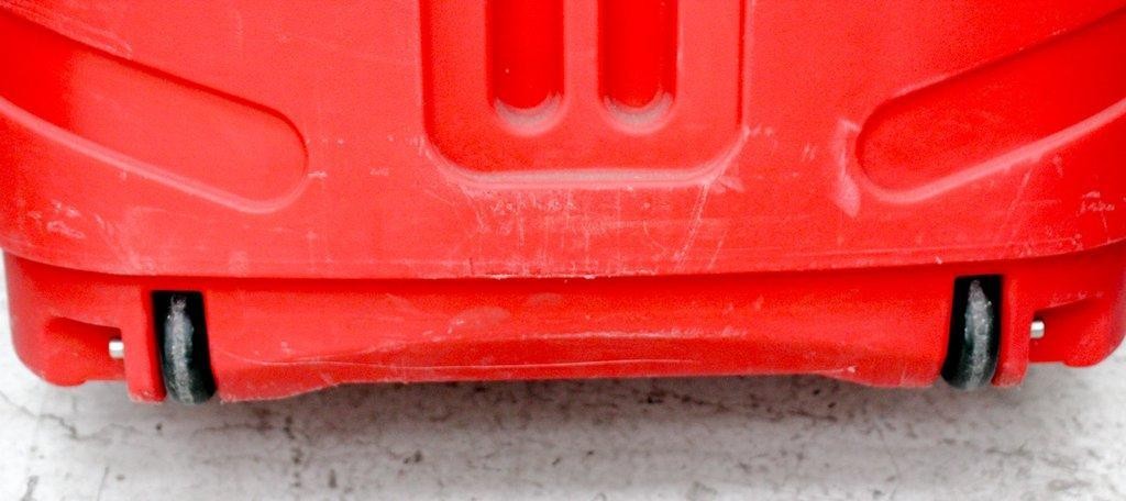 N/A CA900 Roto-Molded Shipping Case on Wheels with Storage, Very Go (3377596)