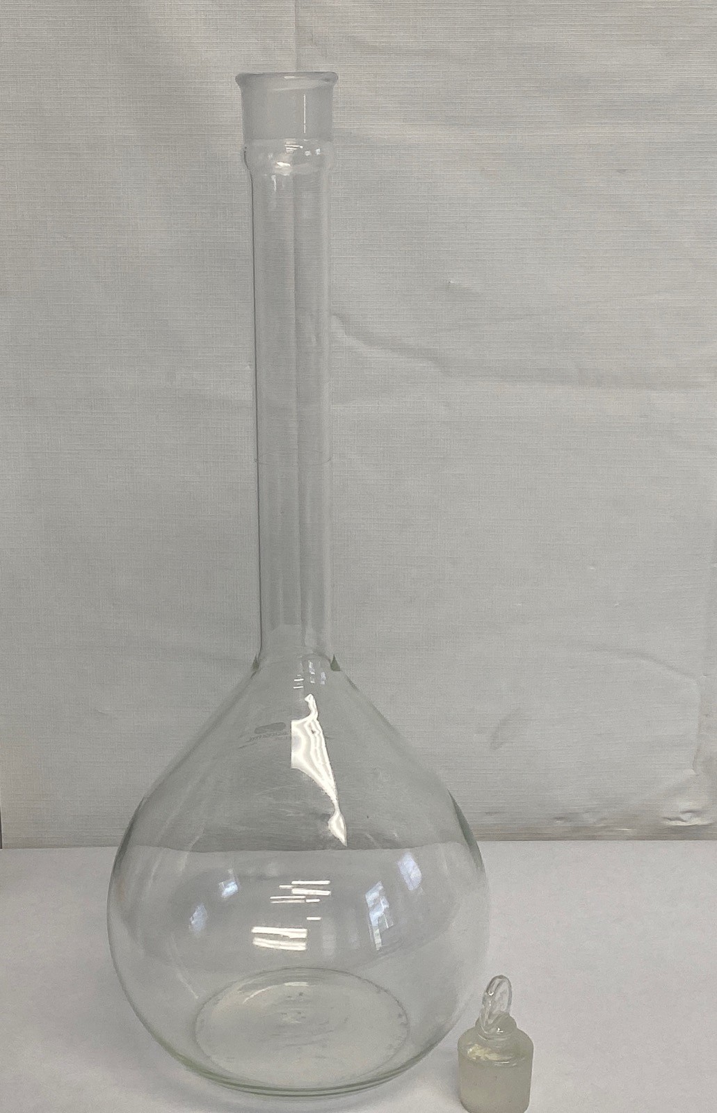 CORNING PYREX Glass 4000mL 4L Class A Volumetric Flask #38 Stopper 5640-4L B