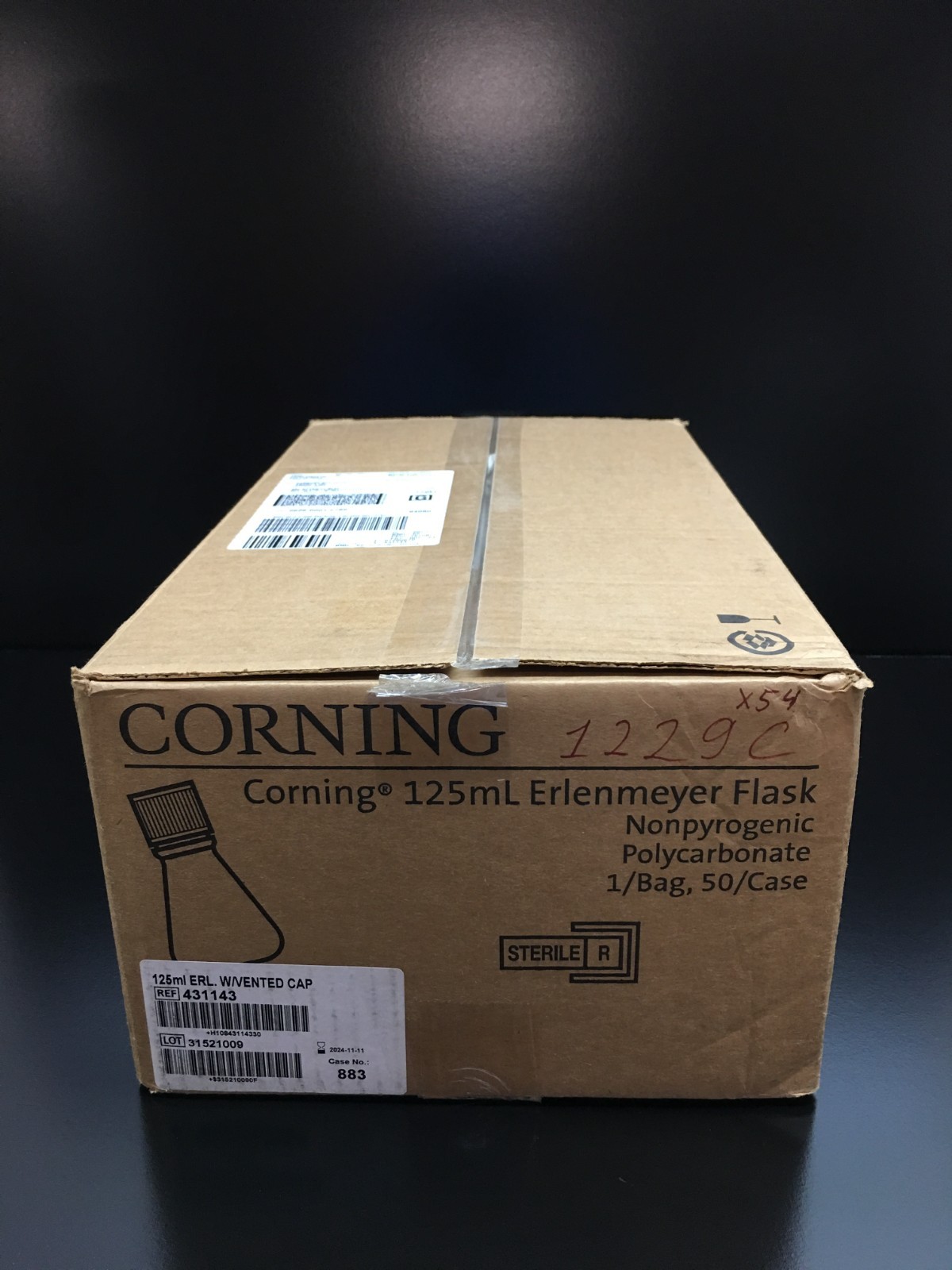 Corning REF 431143 Polycarbonate Erlenmeyer Flask with Vent Cap 125mL Case
