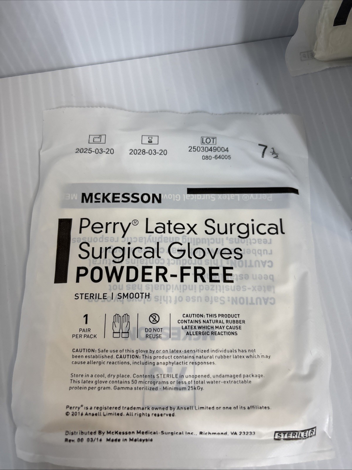 10 Packs/mckesson Size 7.5 perry latex Surgical gloves powder free 20-1075N