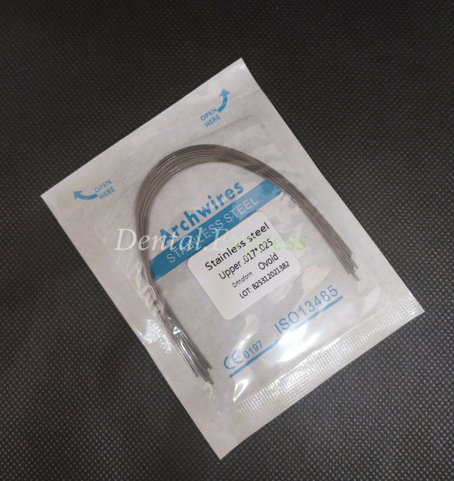 Dental S.S Orthodontic Arch Wire Stainless Steel Round Rectangular Ovoid Form