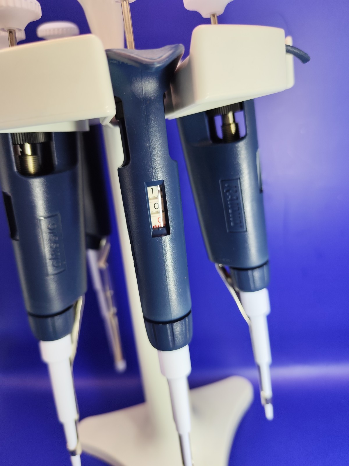 Set Of X5 Rainin Classic Pipette PR1000 PR200 PR20 PR10 PR2 With Carousel Stand
