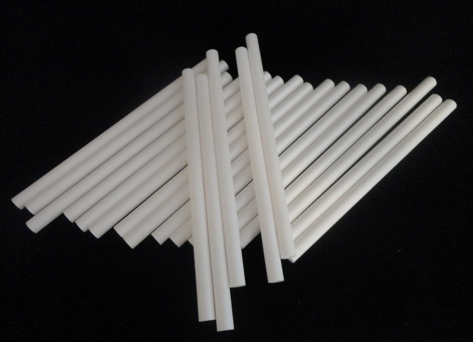 4.41″ L. x 0.373″ OD x 0.235″ ID HIGH PURITY SINGLE BORE ALUMINA TUBE No.:179
