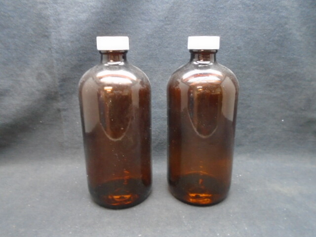 Laboratory 16oz Glass Amber Boston Round Bottle w/ White 28-400 Screw Cap 2/Pack