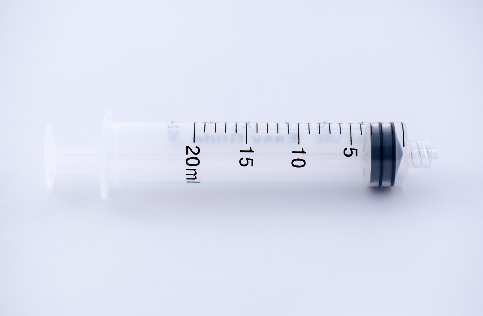 20CC GLOBAL SYRINGES ONLY WITH LUER LOCK 20ML 25 NEW STERILE without Needle