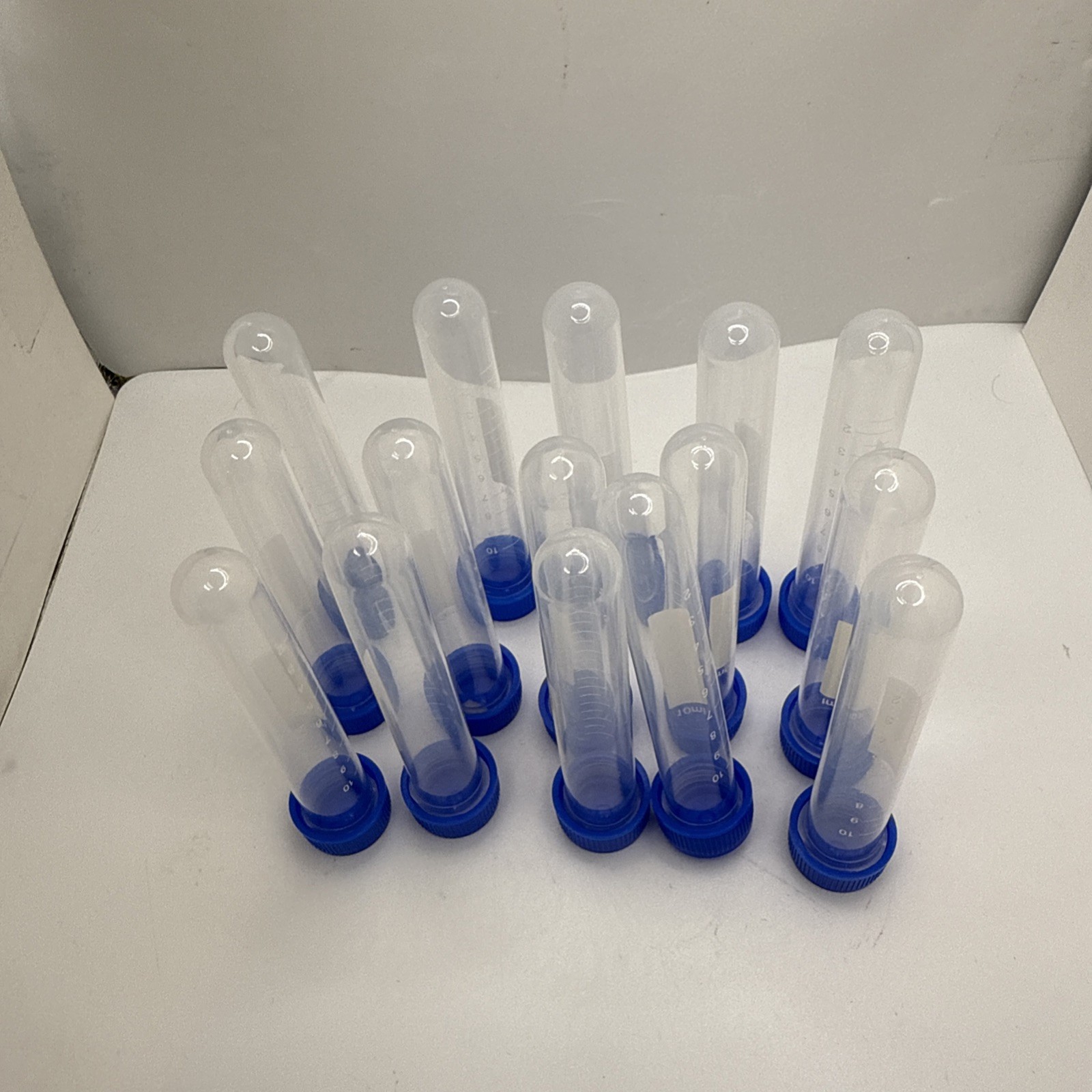 15pcs 10mL Plastic Centrifuge Tubes Screw Cap Polypropylene Lab Sample Vials