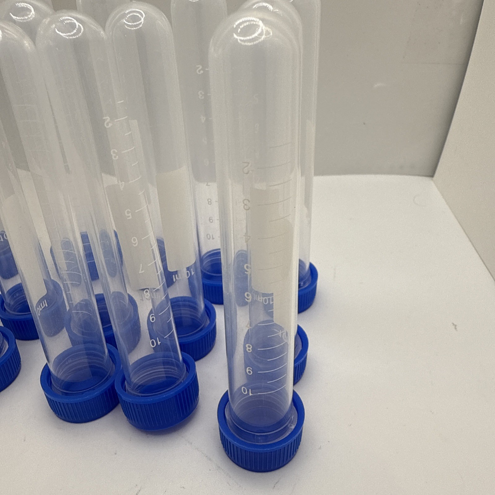 15pcs 10mL Plastic Centrifuge Tubes Screw Cap Polypropylene Lab Sample Vials