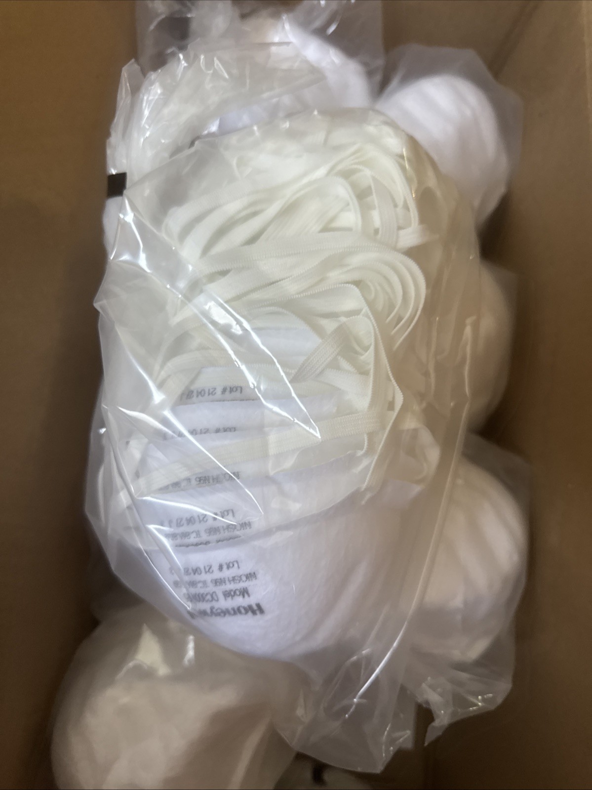200 Masks Honeywell N95 DC300N95B Particulate Respirators Face Mask NIOSH
