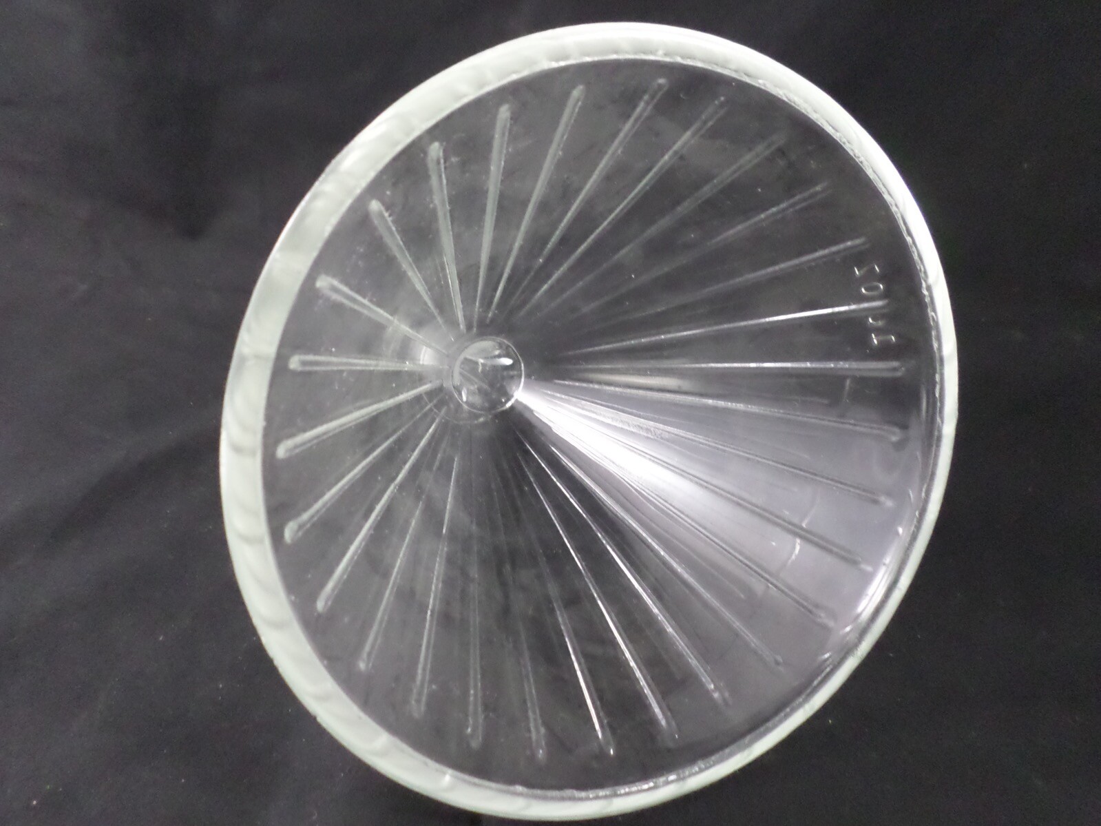 VARIETY GLASS Glass 500mL Filling Funnel 14.5cm OD Mooney Air Vent for Liquids