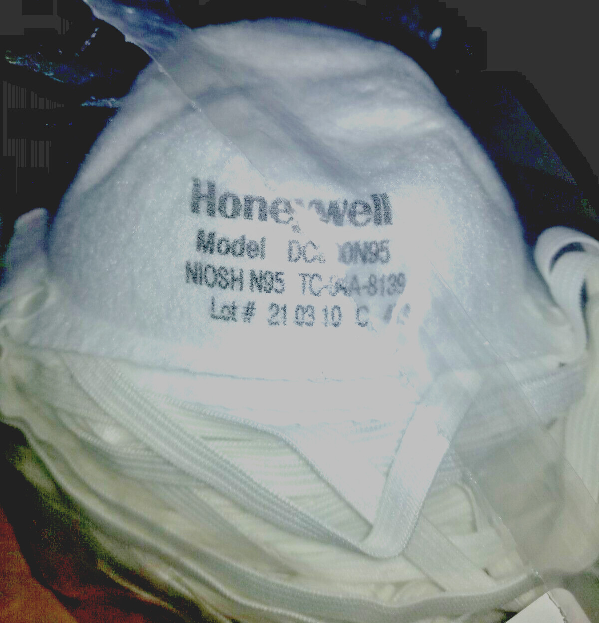 Honeywell NIOSH N95 Face Masks Pack of 20 Particulate Respirators DC300N95B NEW
