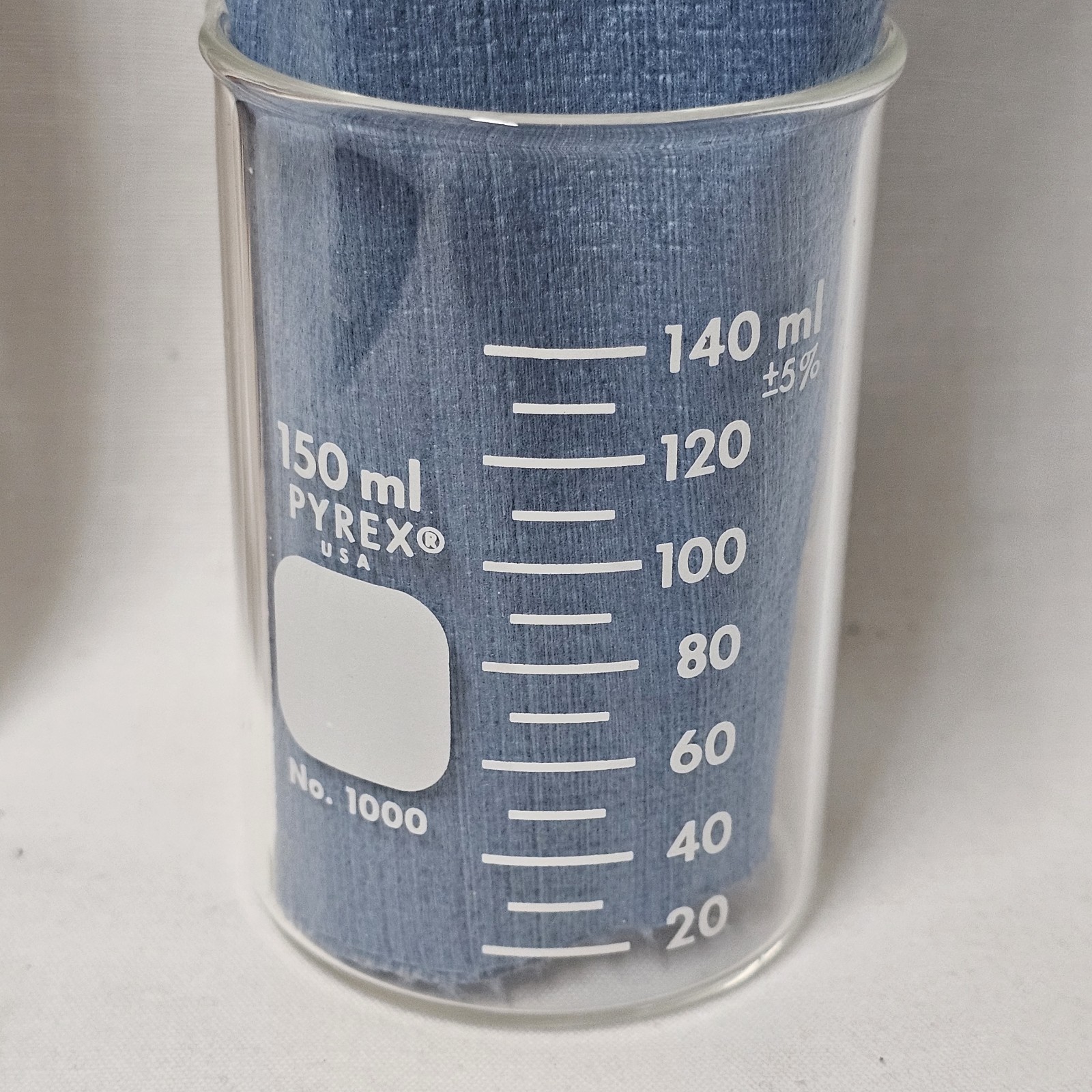 PYREX Glass Beaker 150 ml Graduated Laboratory Chemistry No. 1000. T-179