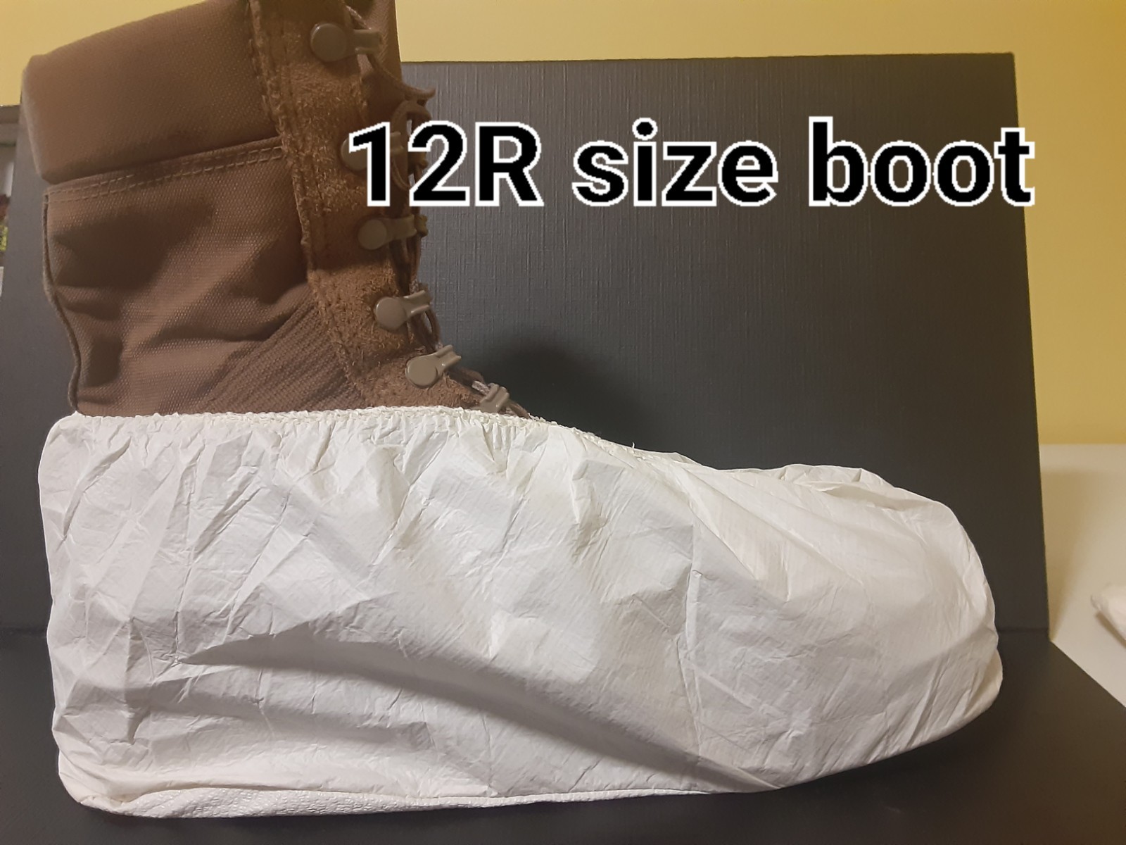 30 pair Shoe/Boot covers, disposable, up to size 12, textured sole, heavy duty