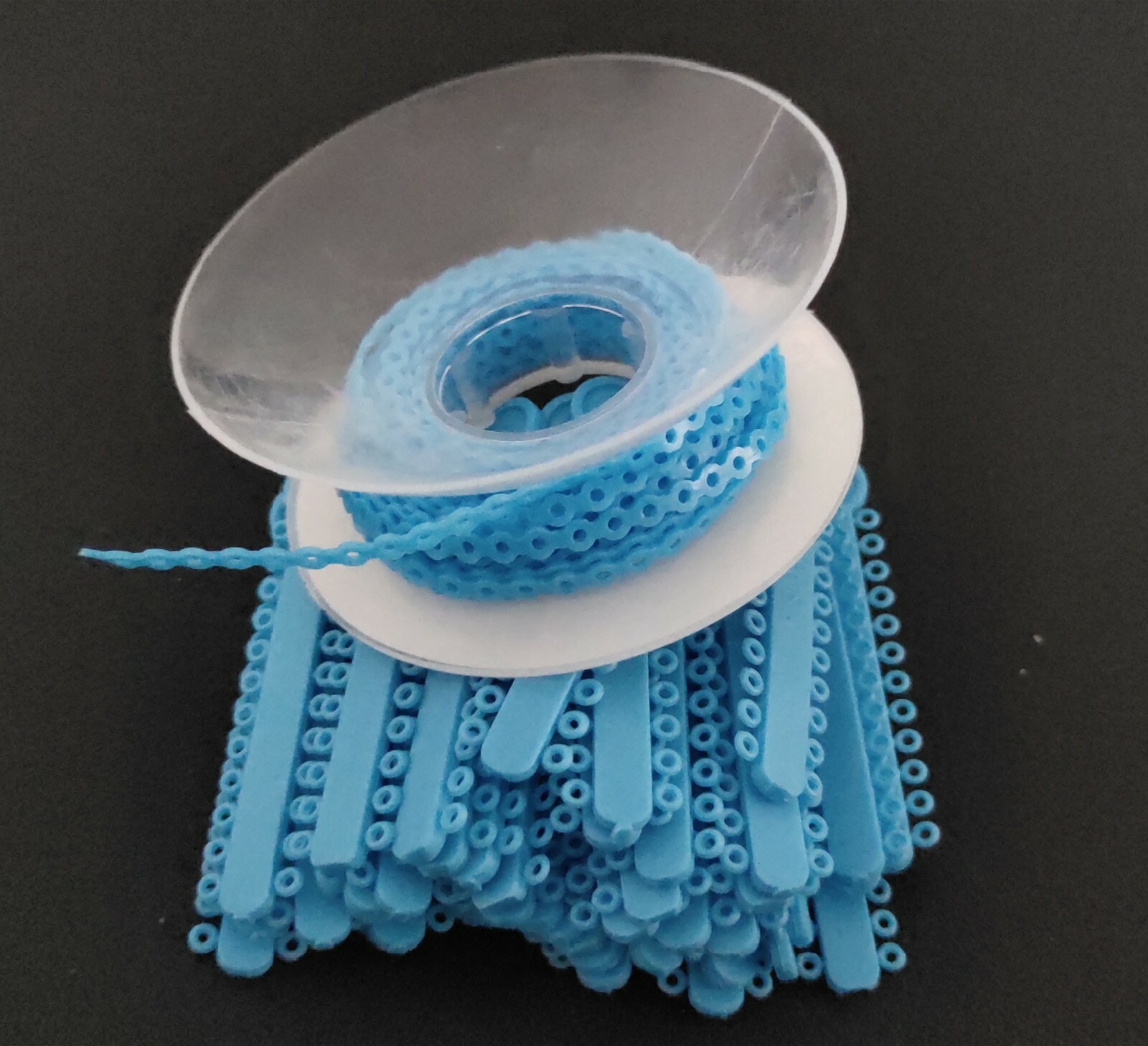 1 Pack Ligature Ties 1008Pcs &1 Pc Elastic Power Chain 15 Feet Short Light Blue