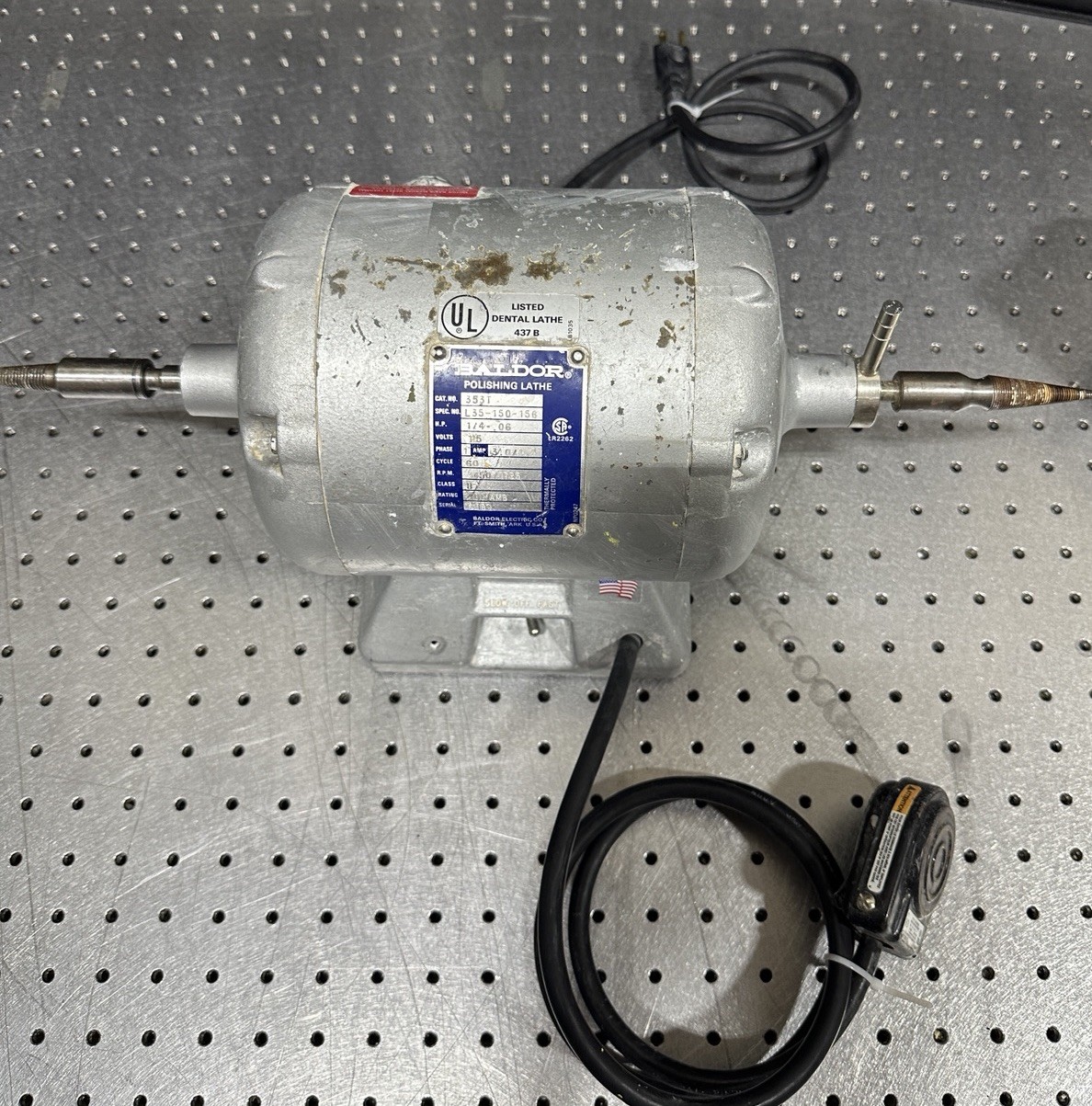 Baldor 353T Dental Polishing Lathe Dual Speed 1/4HP 115V w/ Foot Pedal