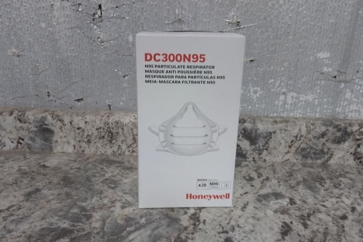Honeywell DC300N95 24 Cases (200/Case) Universal Size Disposable Respirator