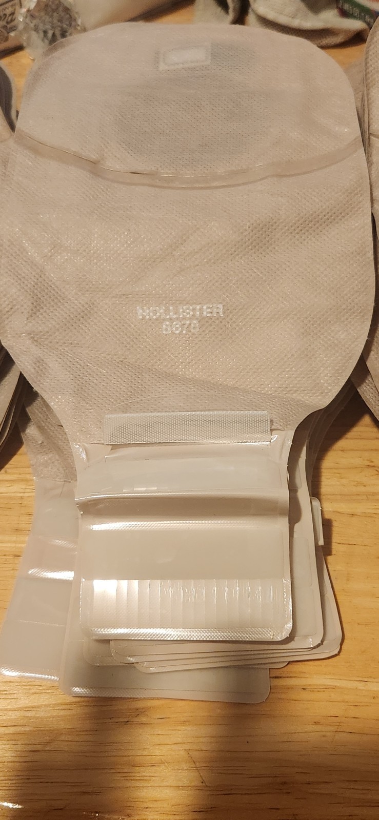 50 Hollister 8678 loose Pouches