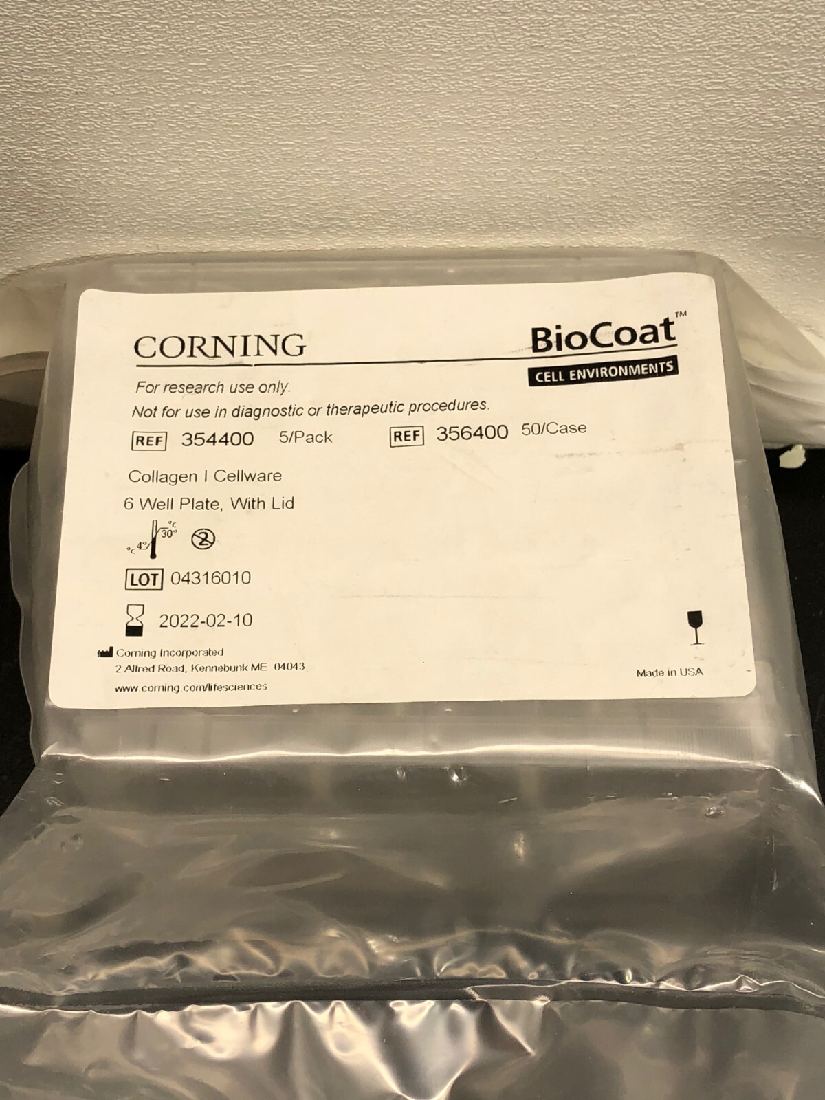 Corning BioCoat 6 Well Polystyrene Collagen I Multiwell Plates w/Lid 354400