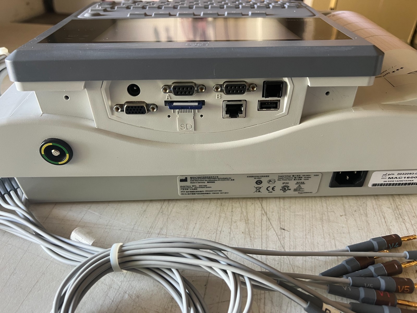 GE MAC 1600 EKG Machine W/Leads