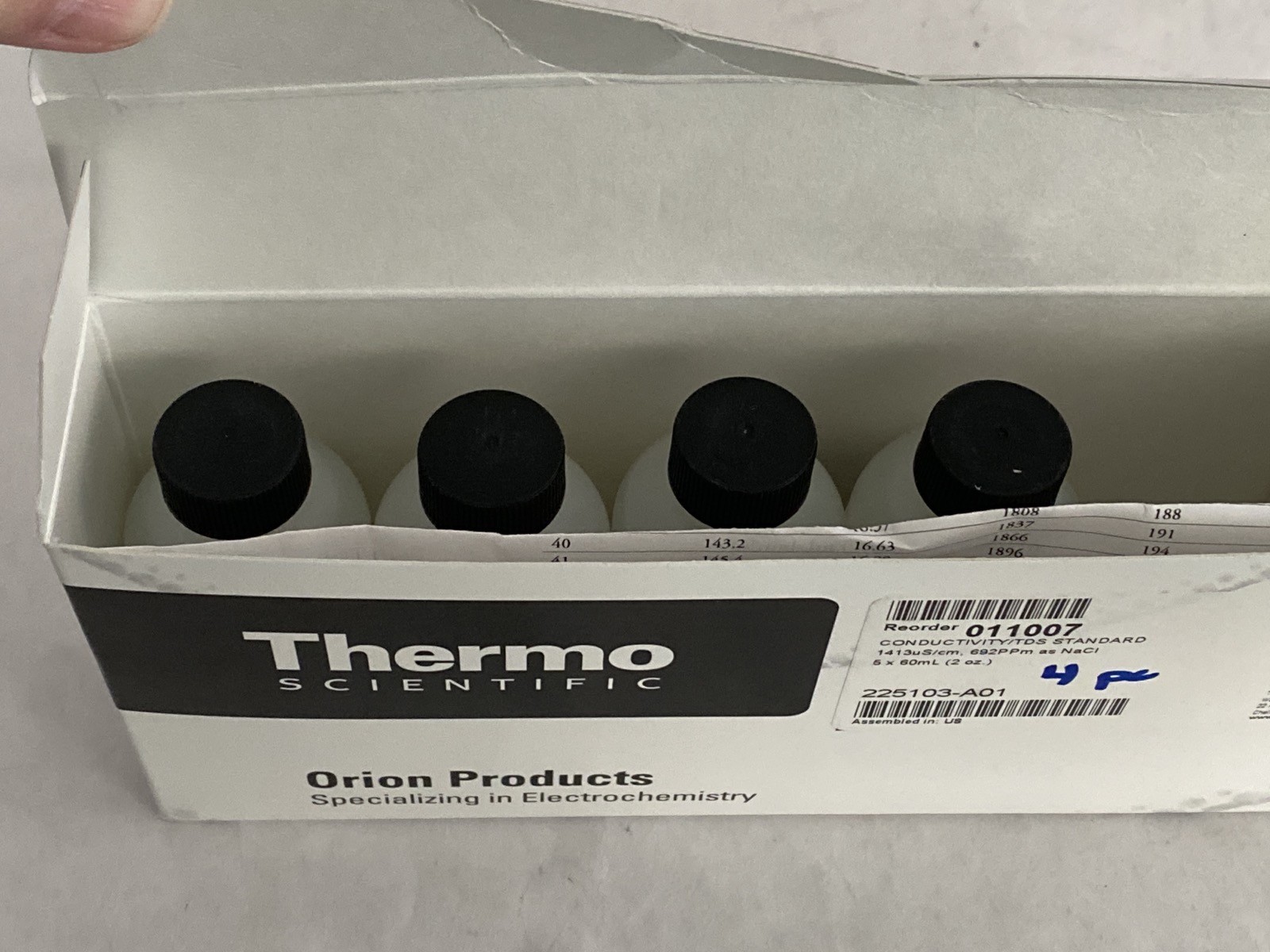NOS (4) THERMO ORION Conductivity TDS Standard Solution 4x60mL 1413uS/cm 011007