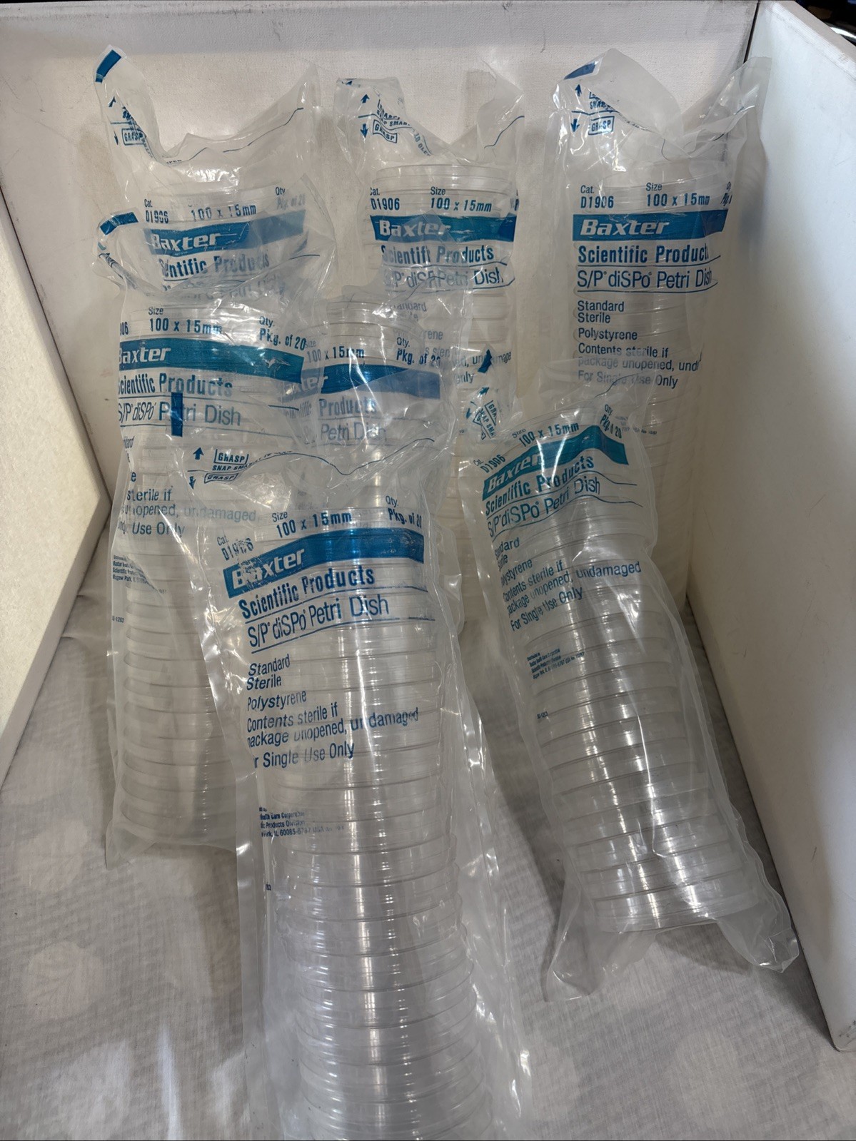 Baxter Polystyrene Sterile Petri Dishes Lot 7 Packs of 20 Total 140