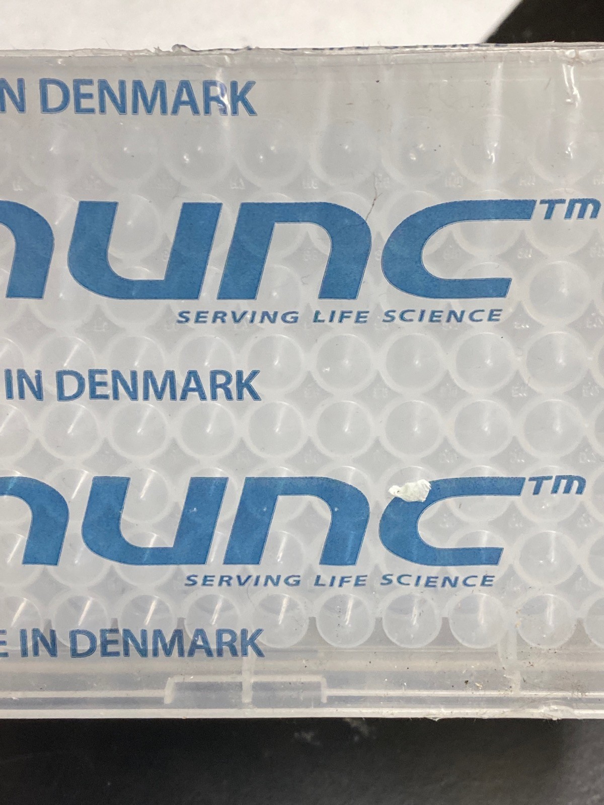 (5) Nunc 96-Well 300µL Non-Sterile V-Bottom Polypropylene Microplates, 442587