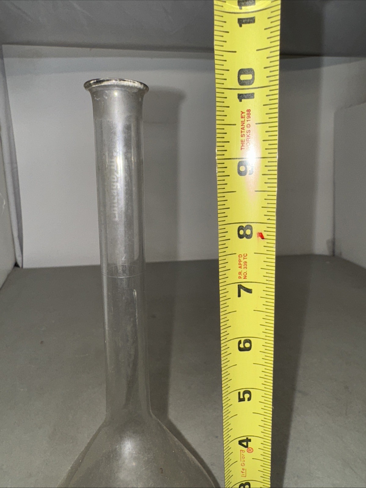 Vintage Glass 500mL ±0.20 Volumetric Flask