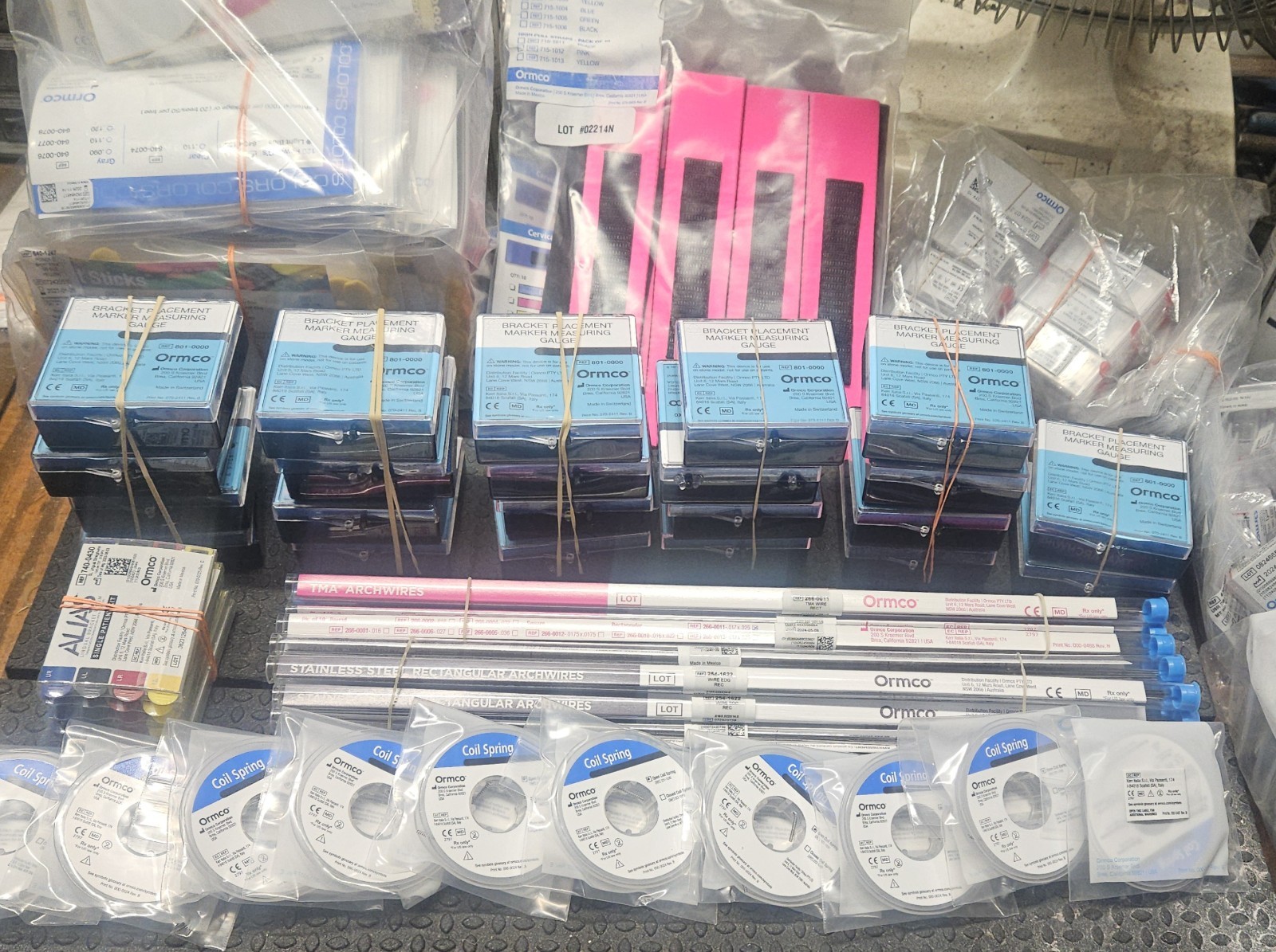 Ormco Orthodontic Surplus Lot 278 Packs Alias Bracket Alexander Archwire Tube