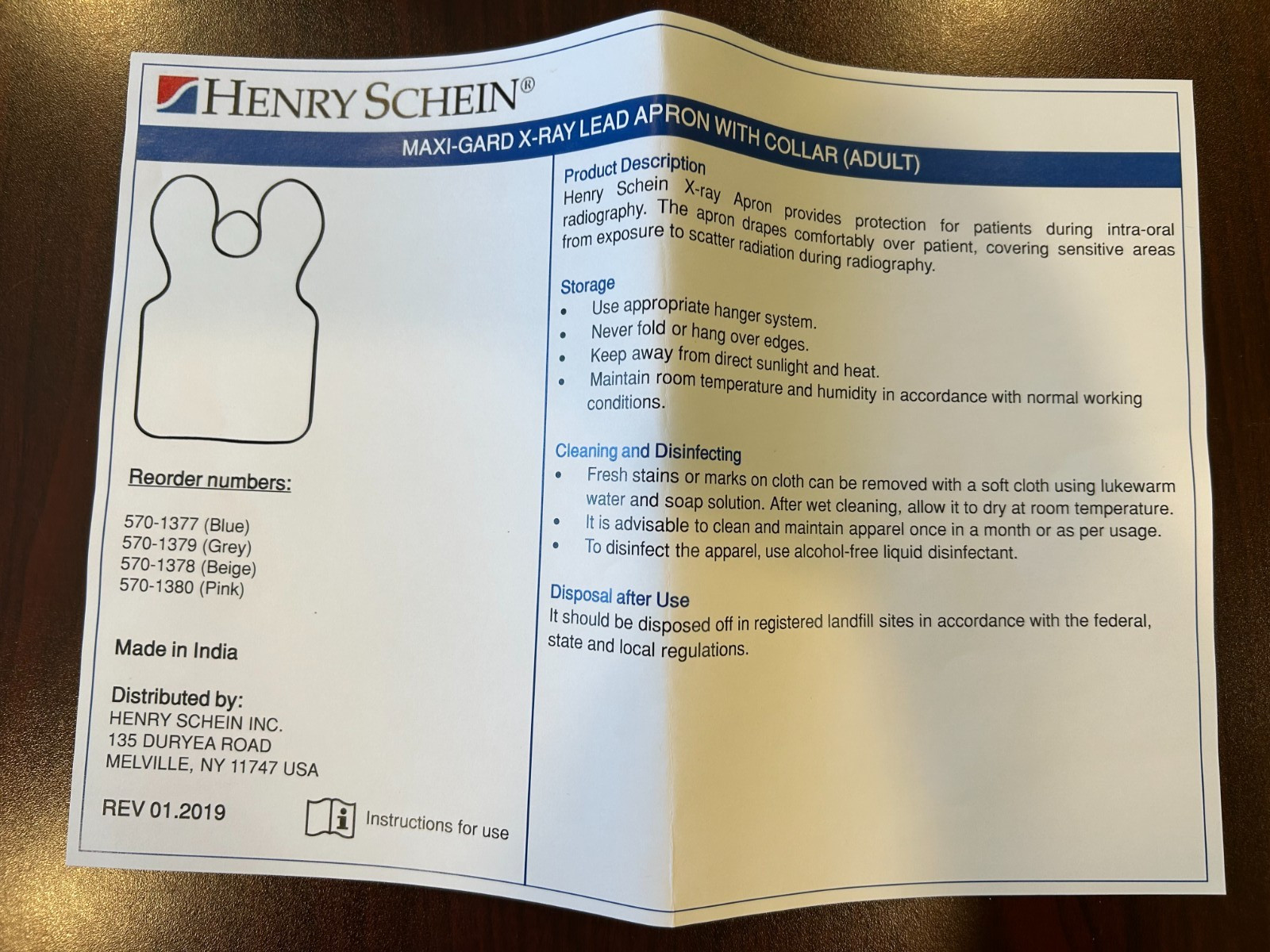 Henry Schein MaxiGuard Vinyl (Adult) LEAD APRON w/Collar 570-1379
