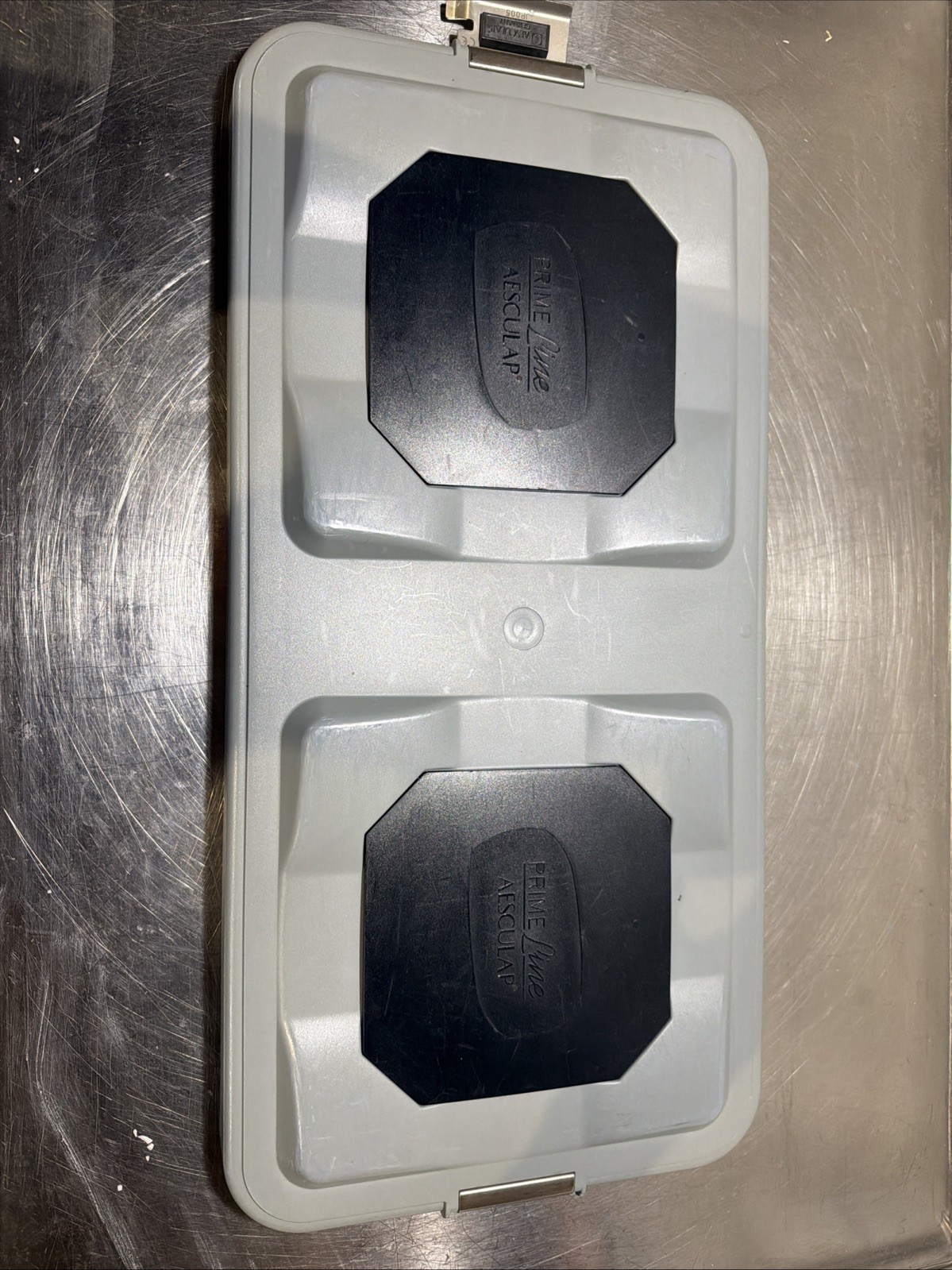 AESCULAP JN444 STERILE CONTAINER W/ JP005 GRAY PRIMELINE LID REUSABLE FILTERS