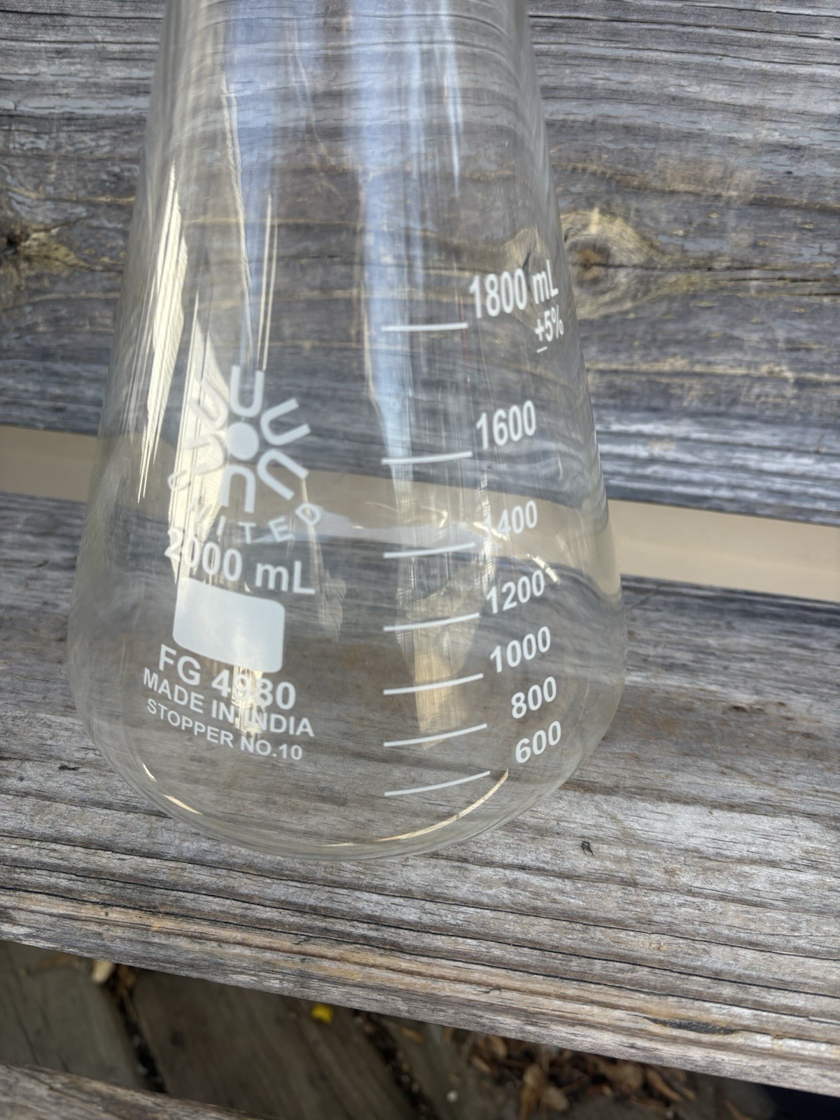 UNITED 2000mL Glass Graduated Heavy Duty Rim Erlenmeyer Flask FG 4980 India