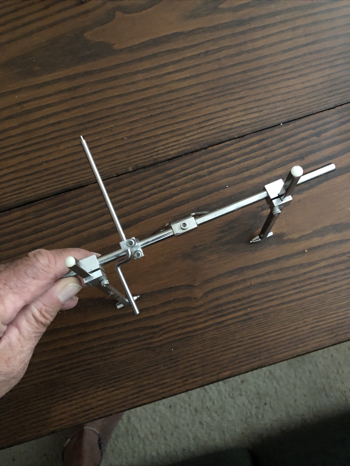 DENAR FACEBOW TRANSFER JIG TO DENTAL ARTICULATOR CAST. As Shown