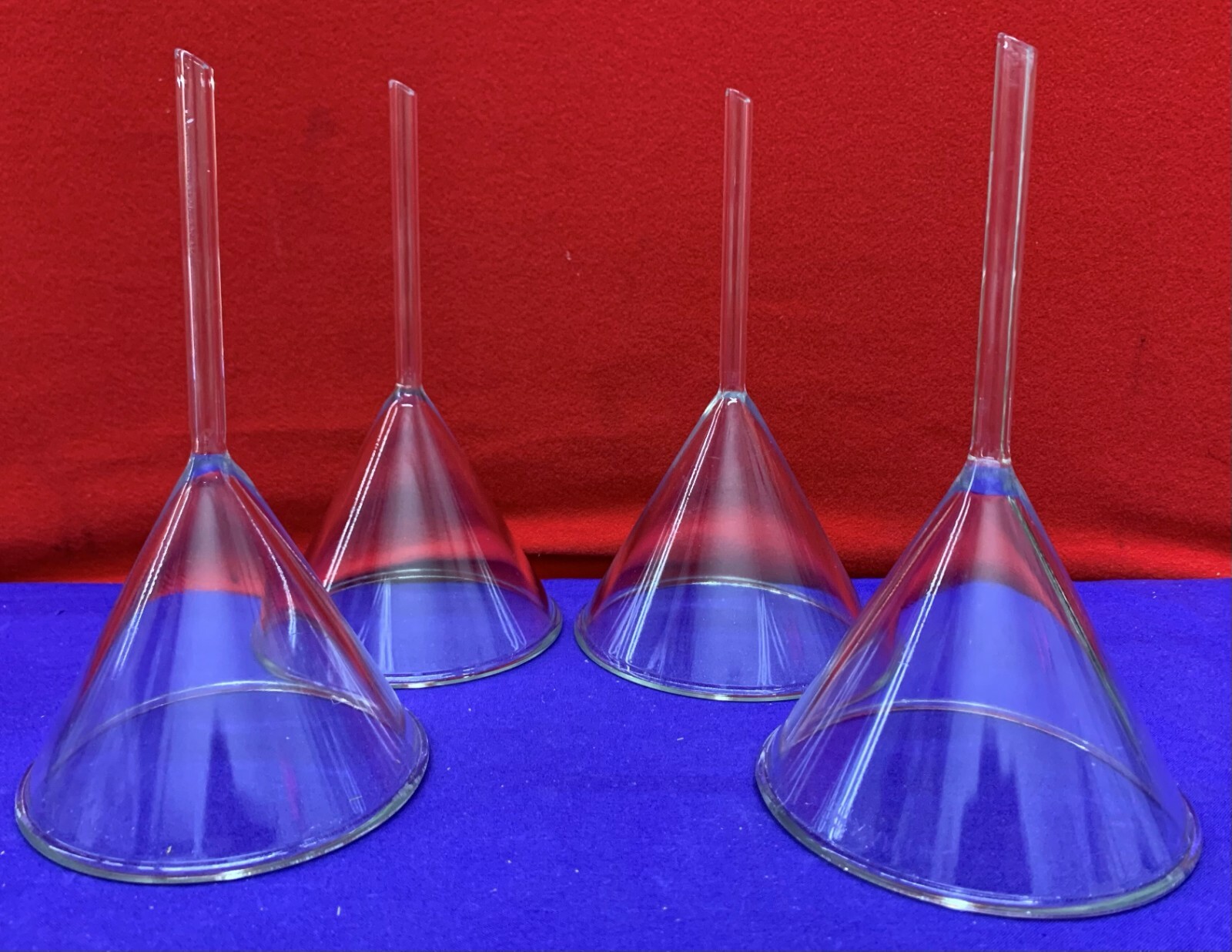 1 Lot Qty of 4 – Kimax 58 Glass Filling Funnel 58 Degree Angle Short Stem