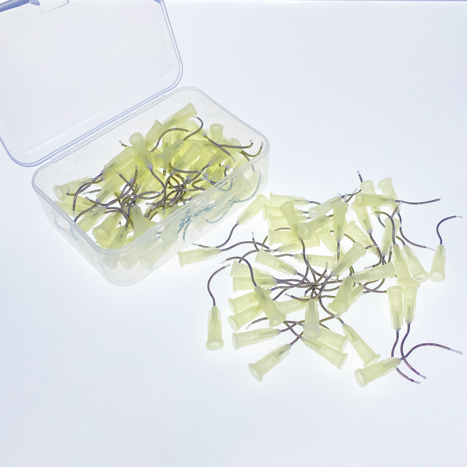 100 Pcs Dental Delivery Pre bent Tips with Brush Padded End 19G Yellow USA