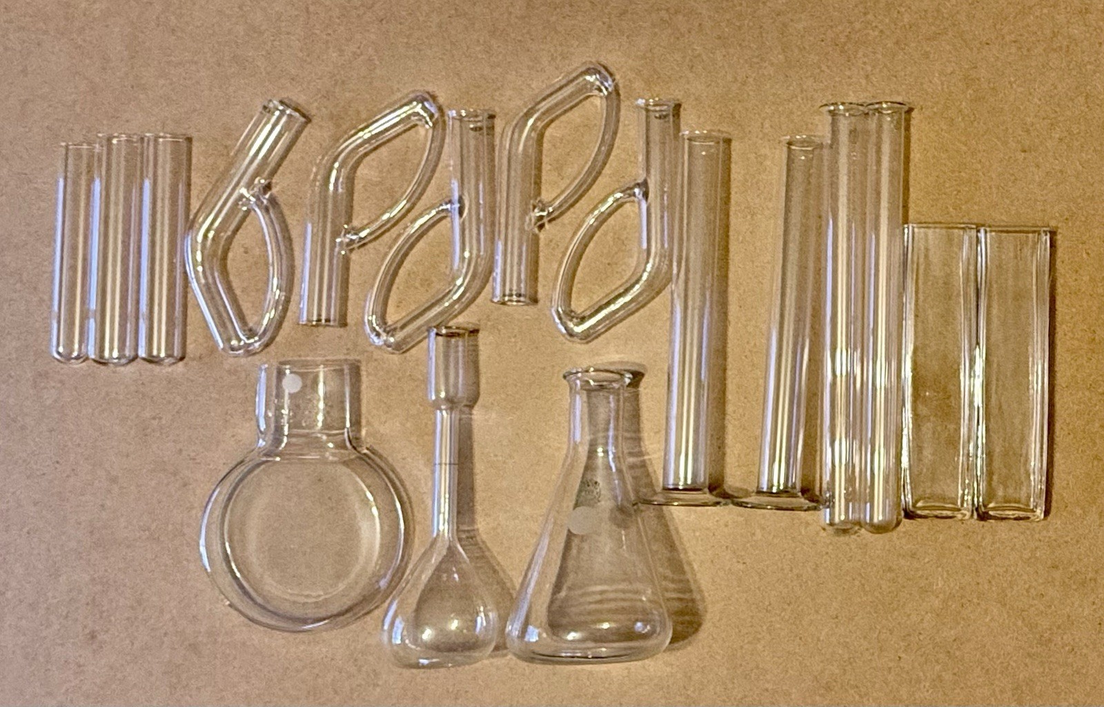 ⭕️ LOT OF 17 PYREX LAB GLASSWARE TUBES FLASKS CYLINDERS GERMANY BOROSILICATE