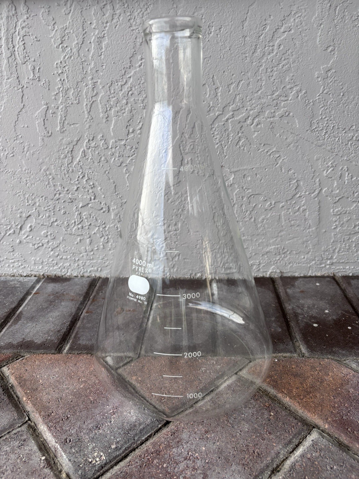 Pyrex No. 4980 Glass 4000 mL Erlenmeyer Beaker Flask
