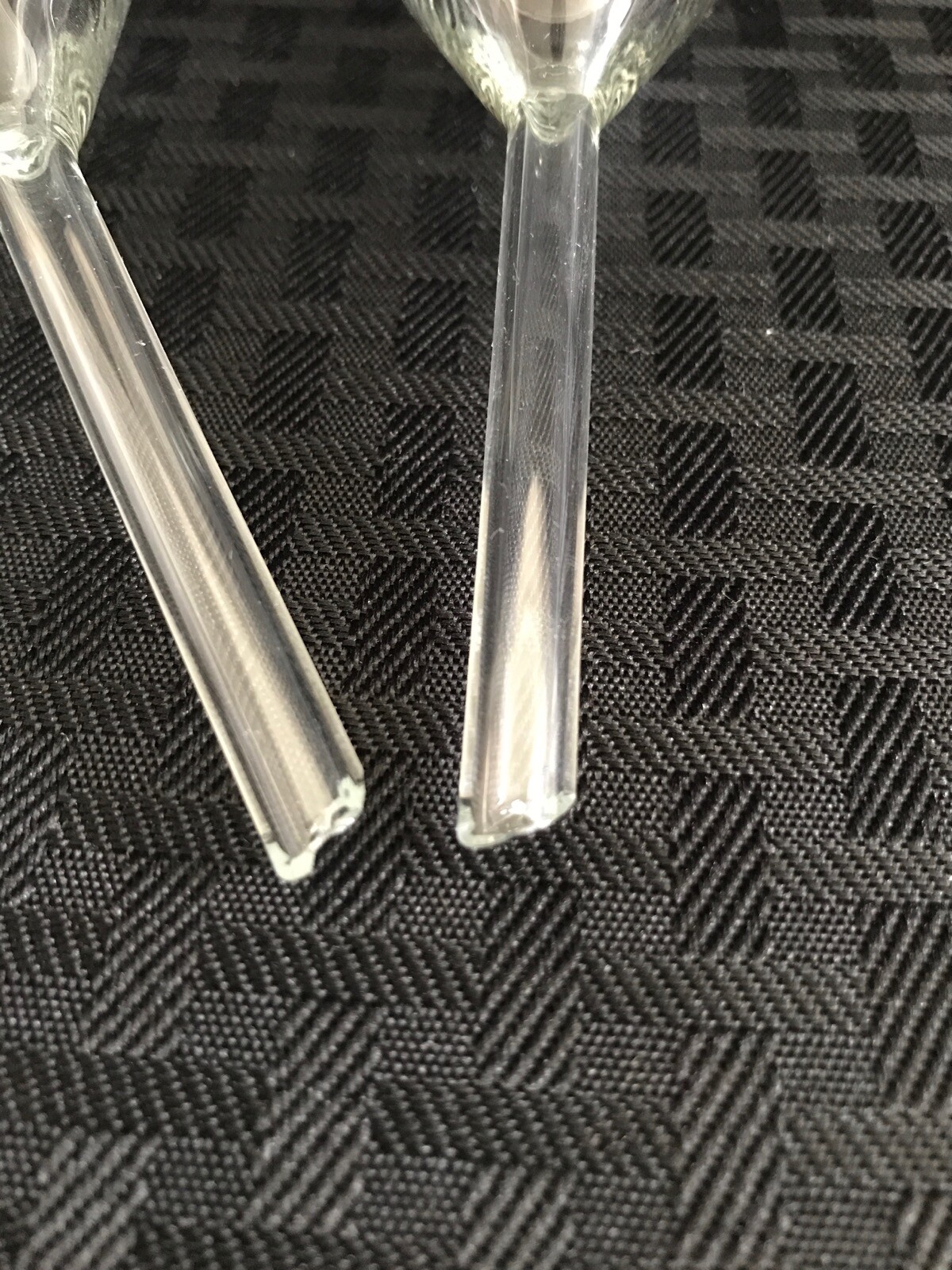 (2) KIMAX Glass 55mm ID 58° Angle Filling Funnel Short Stem 28950-55 B Chipped