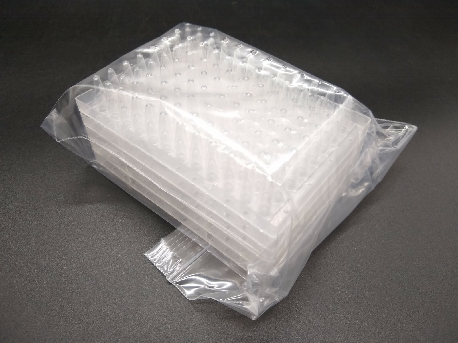 Thermo AB-0900 96-Well PCR Plate Semi-Skirted Microplate AB0900 (Case of 25)