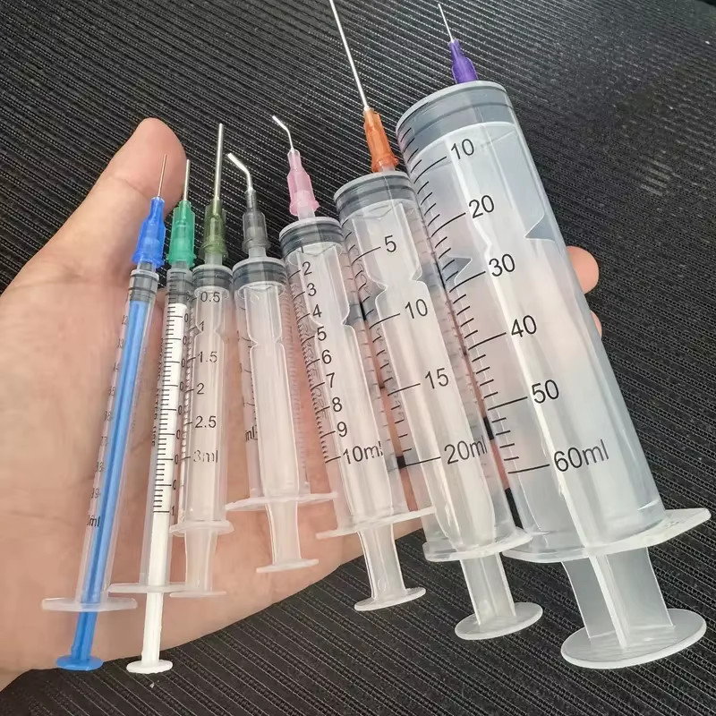 14Pcs Syringe Set with Blunt Needles, Various Size:1Ml, 3Ml, 5Ml, 10Ml, 20Ml, 60