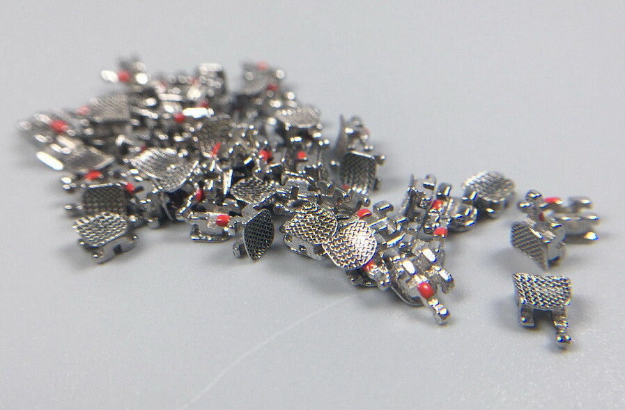1000pcs Dental Orthodontic Brackets Metal Braces standard MBT 022 345 hooks U/L