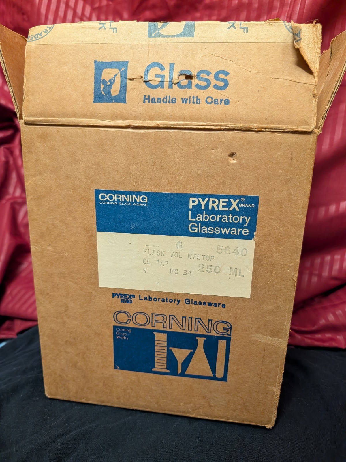 (6) Pyrex 250mL Vol Glass Lab Flask with Class A Glass Stoppers- Corning Work