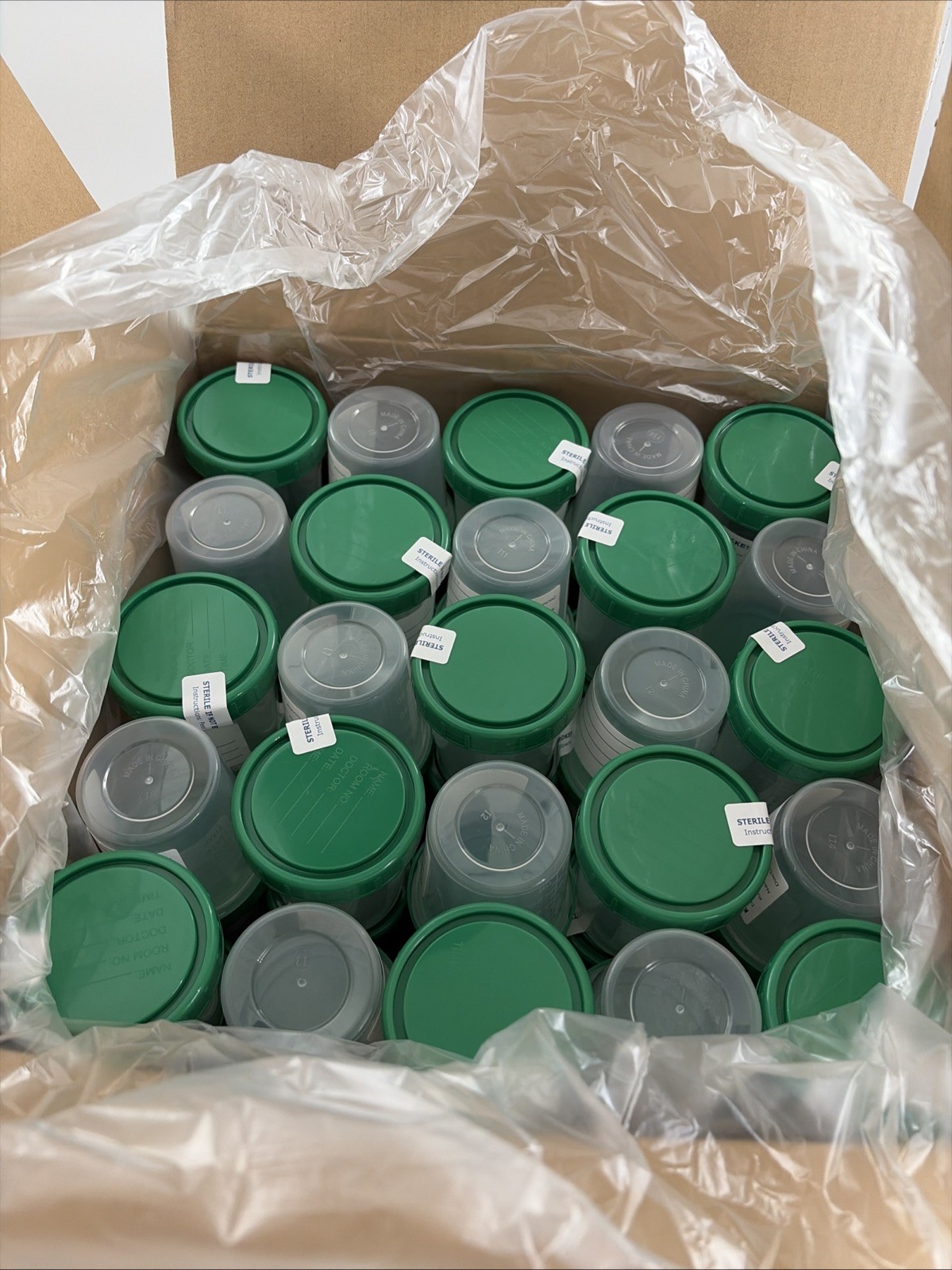 McKesson Specimen Container Sterile Inside Only Screw Cap 100 Ct