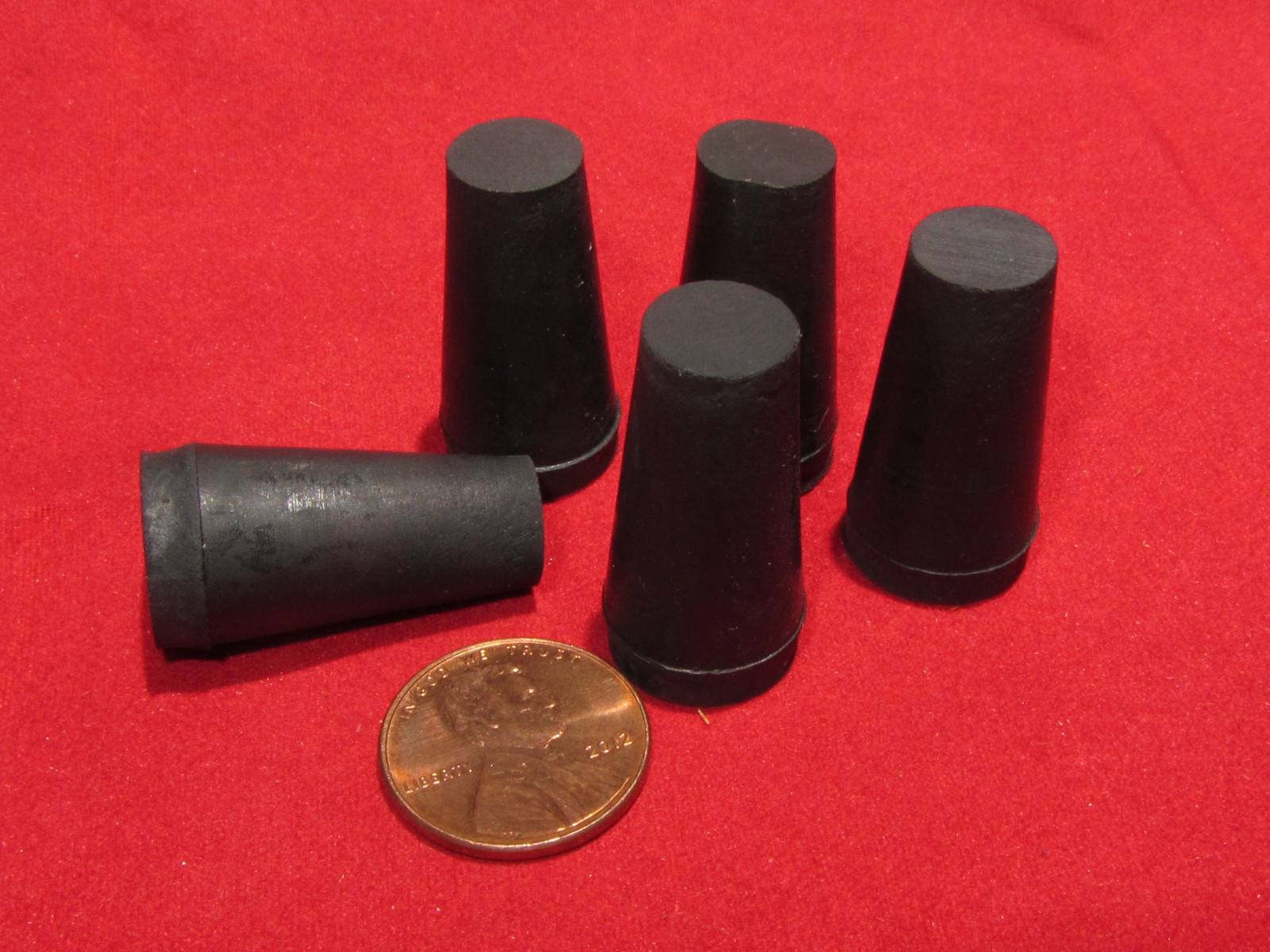 5 pcs – #00 Tapered Rubber Stopper – 3/8″ to 9/16″ Solid, Vial, Test Tube, Cork